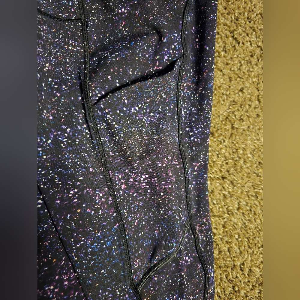 Lululemon speed up crops 21" - Picture 6 of 8